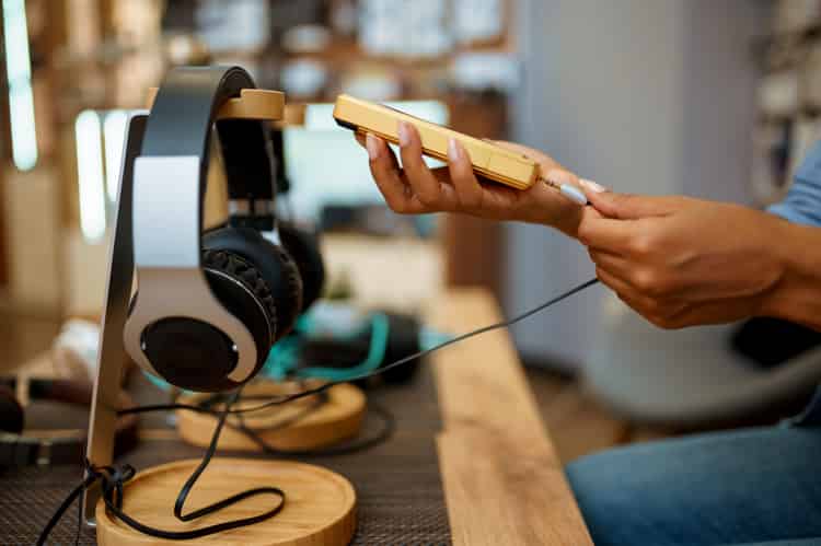 Electronics & Phone Accessories
